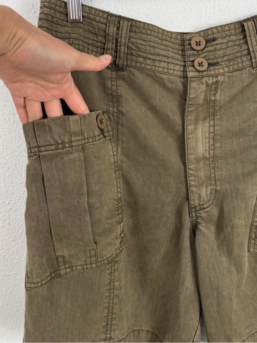 Sundance Garden Joy Tencel Bermuda Cargo Shorts 8 - Picture 4 of 7